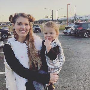 Meet your Posher, Addison